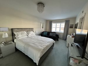 Photo 19- click for photo gallery